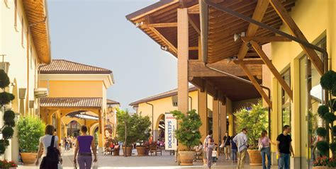 outlet burberry lombardia|outlet stores in franciacorta.